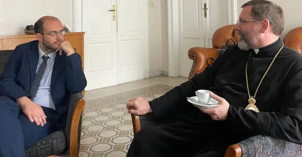 Andrea Gagliarducci speaking with His Beatitude Sviatoslav Shevchuk. UGCC Major Archbishop