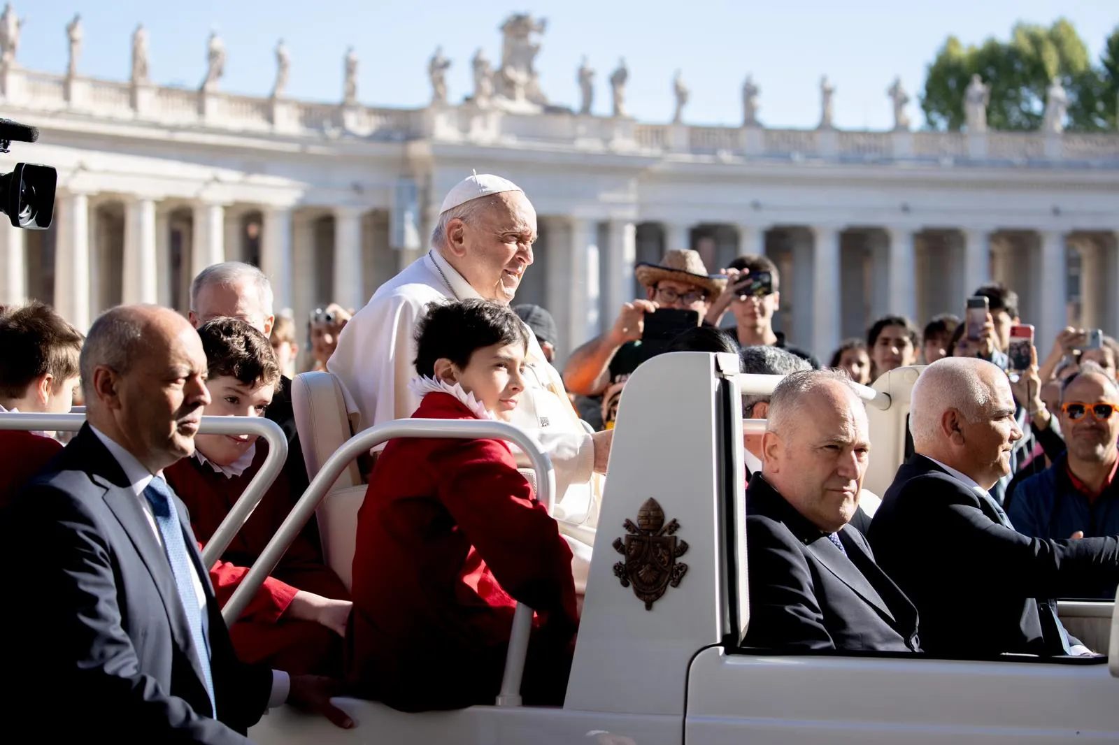 Pope Francis at his general audience in St Peter’s Square on April 26, 2023.?w=200&h=150