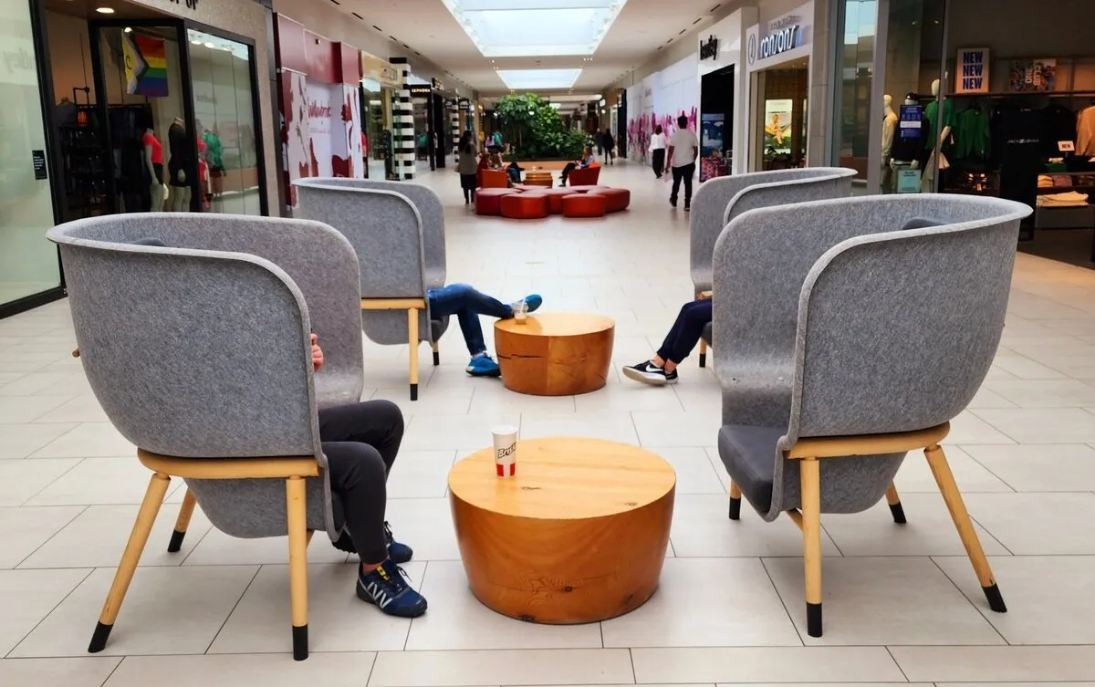 Young people use mobile devices in isolation from each other at Willowbrook Mall in Langley, British Columbia. In their pastoral letter on social media, the Canadian bishops suggest fasting from screens once a week and taking a “Technology Sabbath.”?w=200&h=150