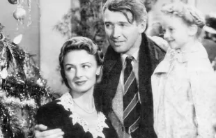 Scene from "It's a Wonderful Life" Credit: RKO Radio Pictures, Public domain, via Wikimedia Commons